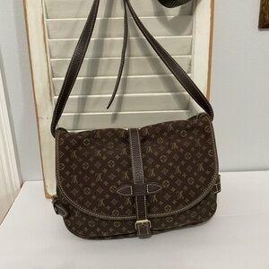 Louis Vuitton Crossbody Min Lin Monogram Saumar